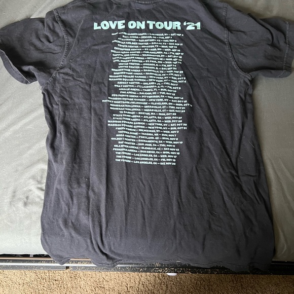 Harry Styles Merch - Picture 2 of 2